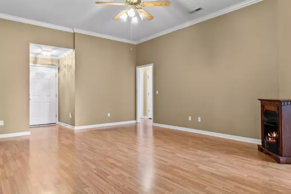 Orangeburg, SC 29115,382 Orangepark Dr