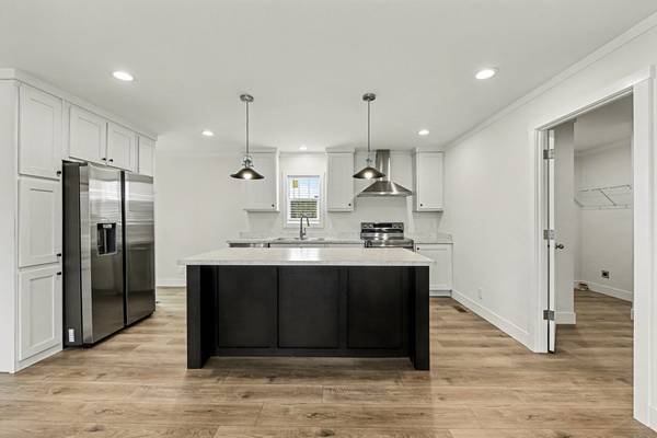 Ridgeville, SC 29472,1344 Givhans Rd Rd