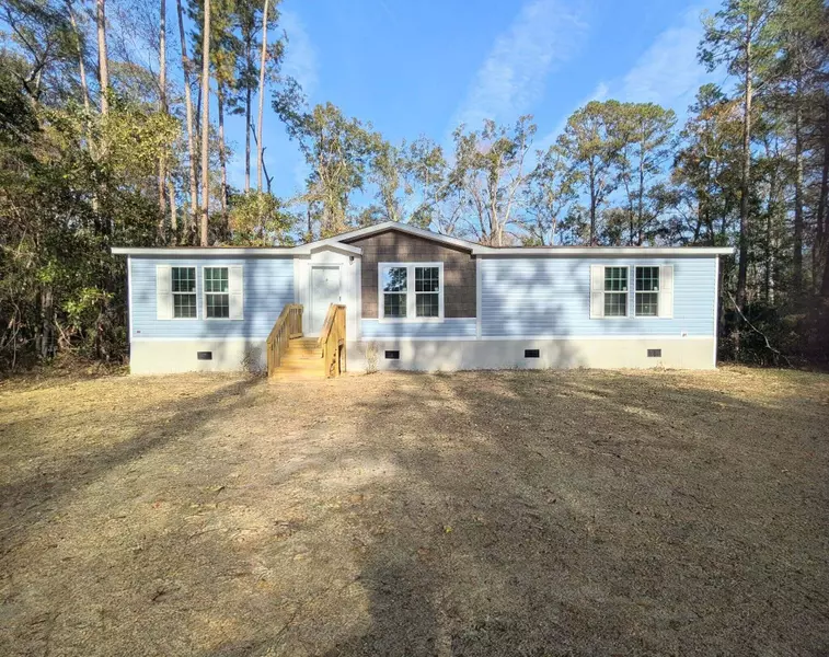 208 Shannon Rd, Walterboro, SC 29488