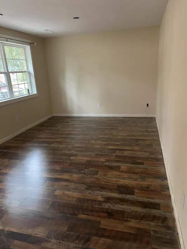 Ladson, SC 29456,102 Olde Clemson Ct