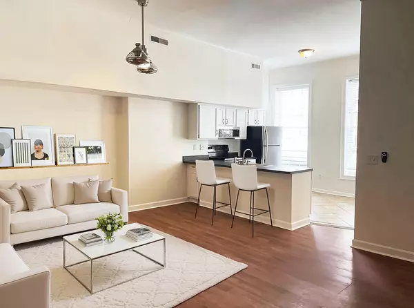 235 King St #1, Charleston, SC 29401