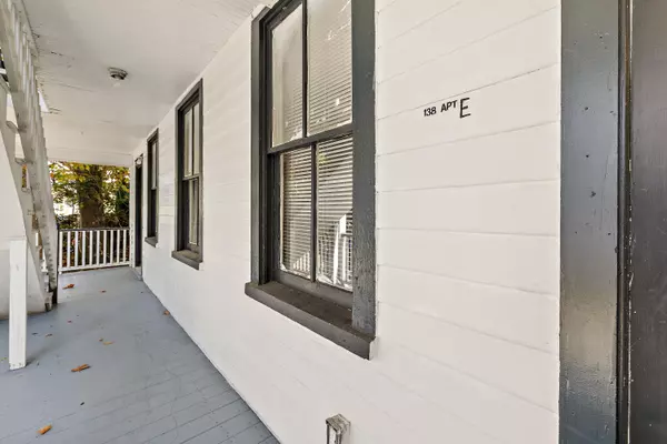 Charleston, SC 29403,138 Line St #E