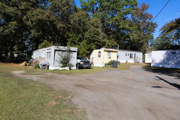 North Charleston, SC 29406,5464 Dutton Ave