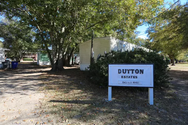 5464 Dutton Ave, North Charleston, SC 29406