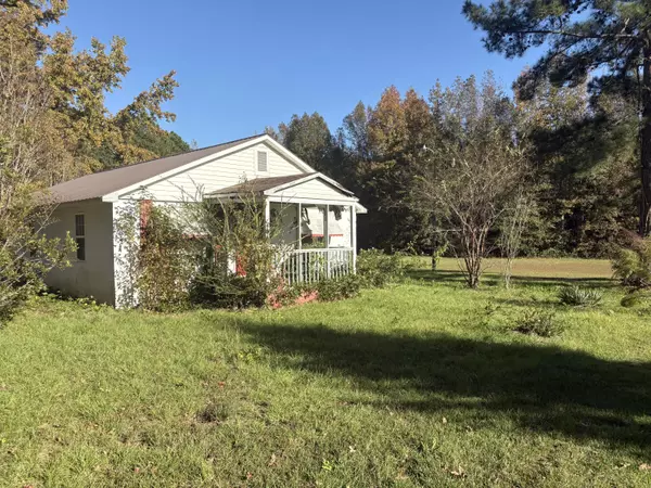 Summerton, SC 29148,1931 Jack Touchberry Rd