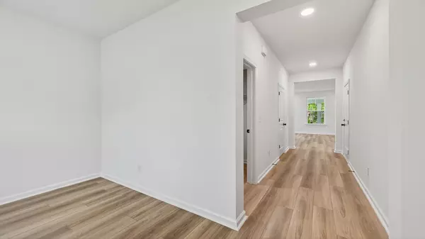 Summerville, SC 29486,452 Cadbury Lp