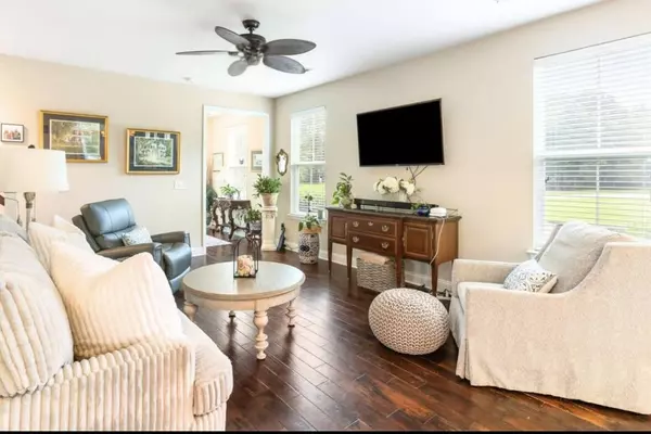 Charleston, SC 29414,1065 Ashley Gardens Blvd Blvd