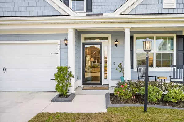 Summerville, SC 29486,635 Yellow Leaf Ln