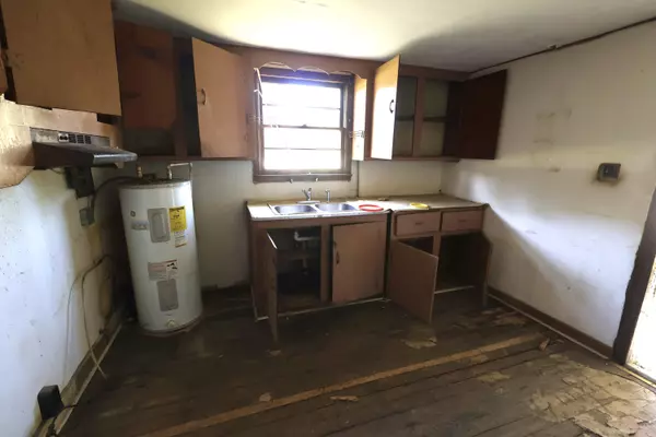 Dorchester, SC 29437,1285 E East Main St