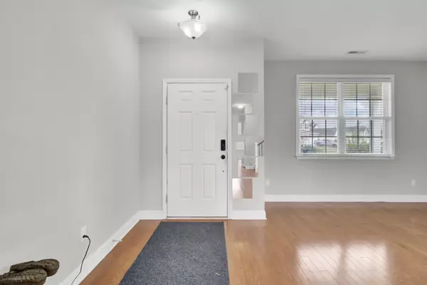 Goose Creek, SC 29445,509 Flycatcher Dr