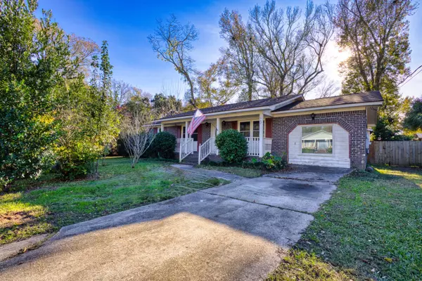 1462 Glencoe Dr, Mount Pleasant, SC 29464