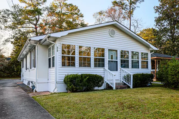 Summerville, SC 29483,316 Simmons Ave
