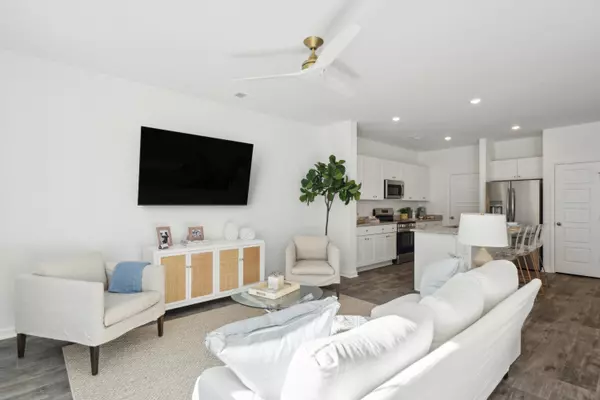 Summerville, SC 29486,704 Ridgley Dr