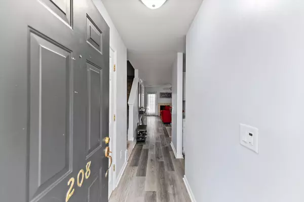 Summerville, SC 29485,208 Reserve Way