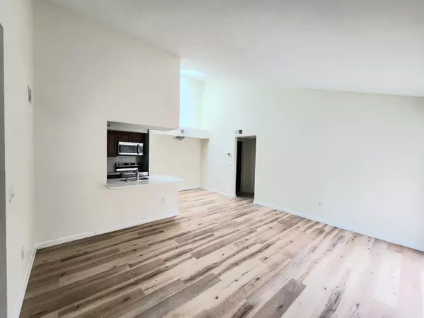 Mount Pleasant, SC 29464,1481 Center Street #904