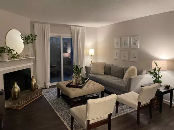 Charleston, SC 29412,1402 Camp Rd #3b