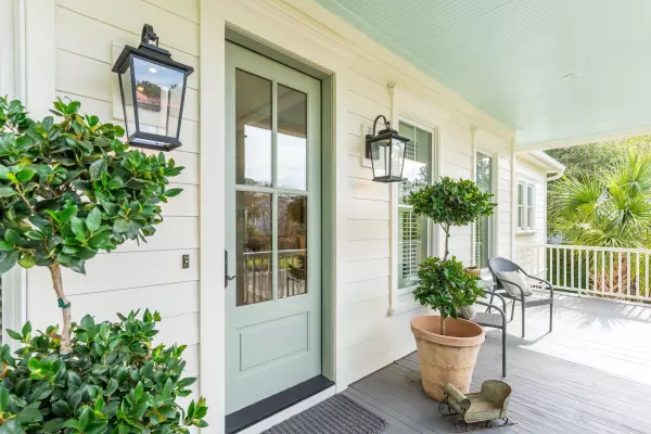 Mount Pleasant, SC 29464,282 River Oak Dr