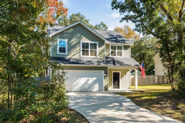1547 Traywick Ave, Johns Island, SC 29455