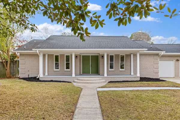 100 Brevard Ct, Summerville, SC 29486