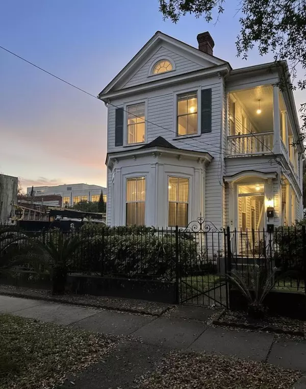 Charleston, SC 29403,17 Charlotte St