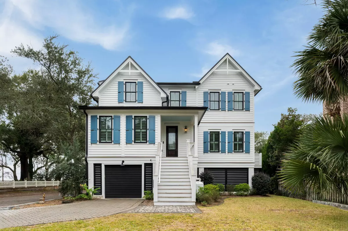 Mount Pleasant, SC 29464,200 Queen St