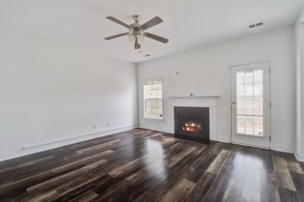 Summerville, SC 29486,105 Netherfield Dr