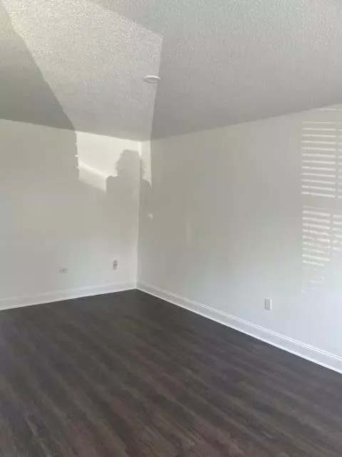 Ladson, SC 29456,105 Hickory Ln #E