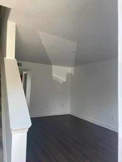 Ladson, SC 29456,105 Hickory Ln #E