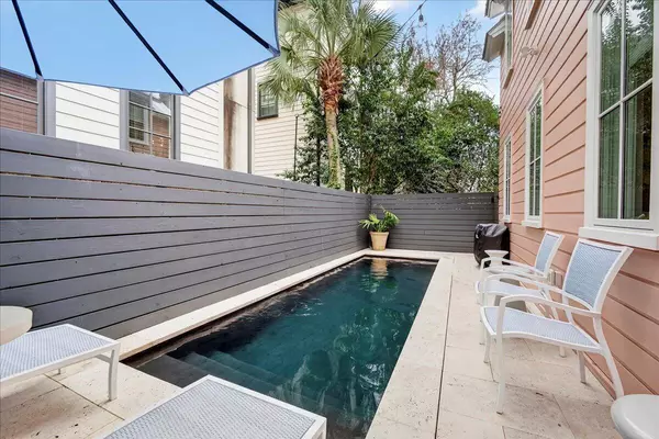 199 Saint Philip St #B, Charleston, SC 29403