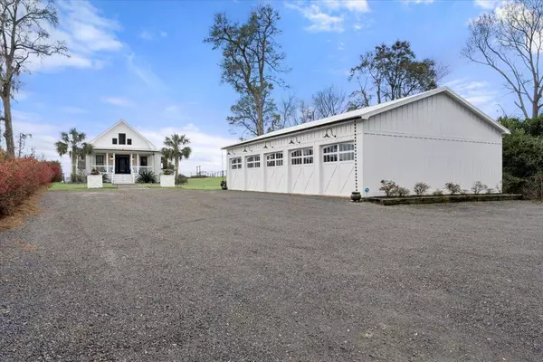 Summerton, SC 29148,3366 Princess Pond Rd