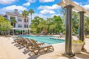 130 River Landing Drive Dr #10100, Charleston, SC 29492