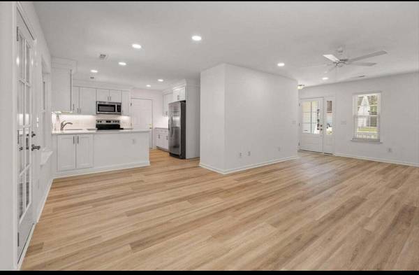 Mount Pleasant, SC 29466,3161 Morningdale Dr