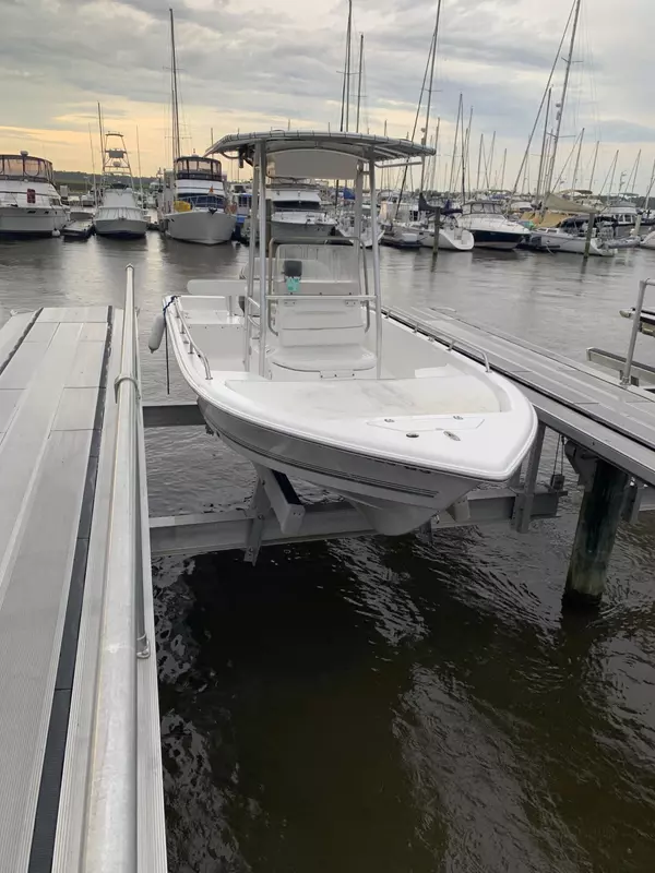 2408 Maybank Hwy #F8, Johns Island, SC 29455