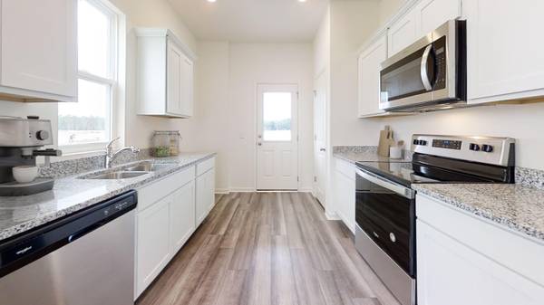 Summerville, SC 29486,589 Pender Woods Dr