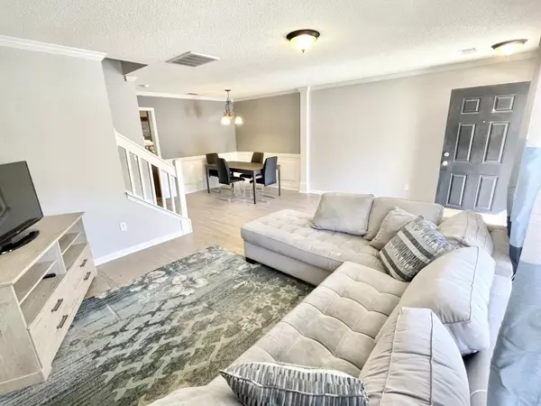 North Charleston, SC 29406,7994 Shadow Oak Dr