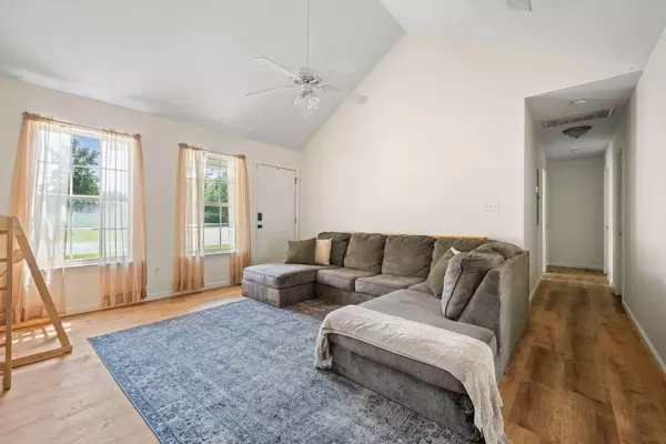 Ladson, SC 29456,9873 Levenshall Dr