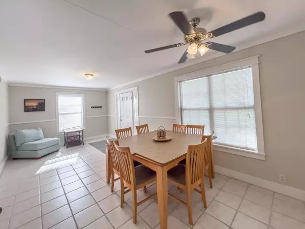 North Charleston, SC 29406,9106 Deerwood Dr