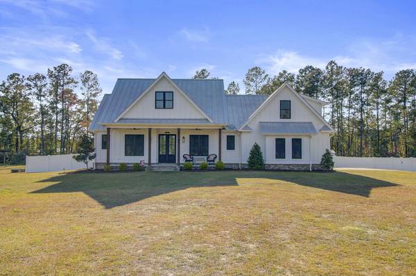 85 Blackjack Ln, Andrews, SC 29510