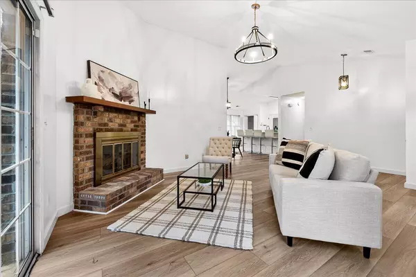 North Charleston, SC 29418,120 Old Saybrook Rd