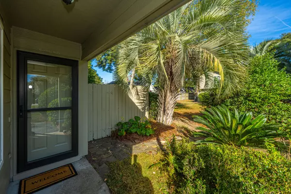 Charleston, SC 29412,31 Maplecrest Dr