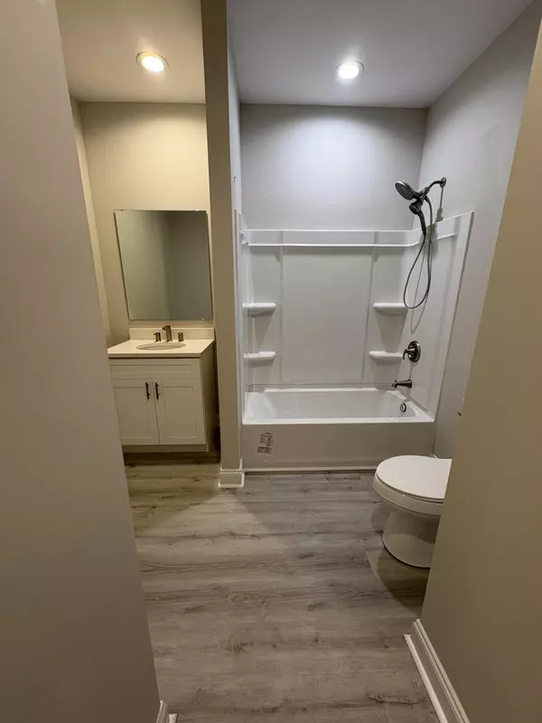 Santee, SC 29142,182 Avocada Dr