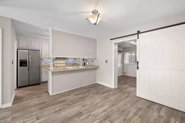 Mount Pleasant, SC 29464,717 Williamson Dr