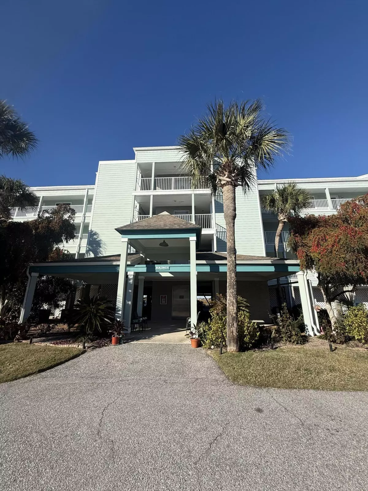 Folly Beach, SC 29439,133 Marsh View Villas