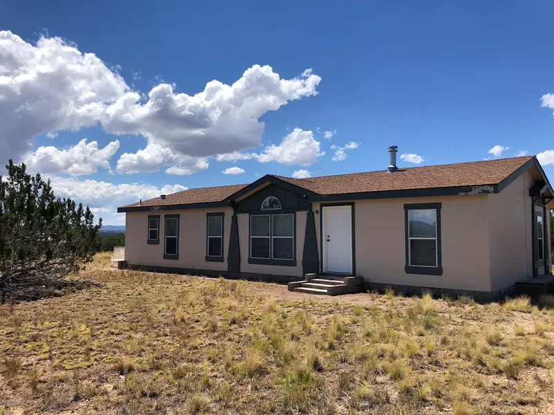 Lot 755 Range Hill RD, Seligman, AZ 86337