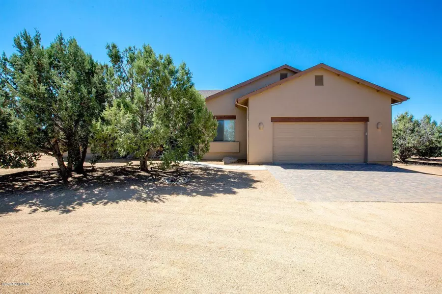 13500 N Warpaint PL, Prescott, AZ 86305