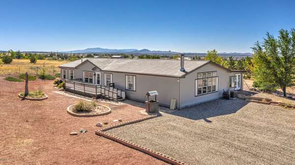 Paulden, AZ 86334,865 Eleanor RD