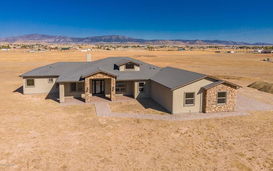 10671 N Steel RD, Prescott Valley, AZ 86315