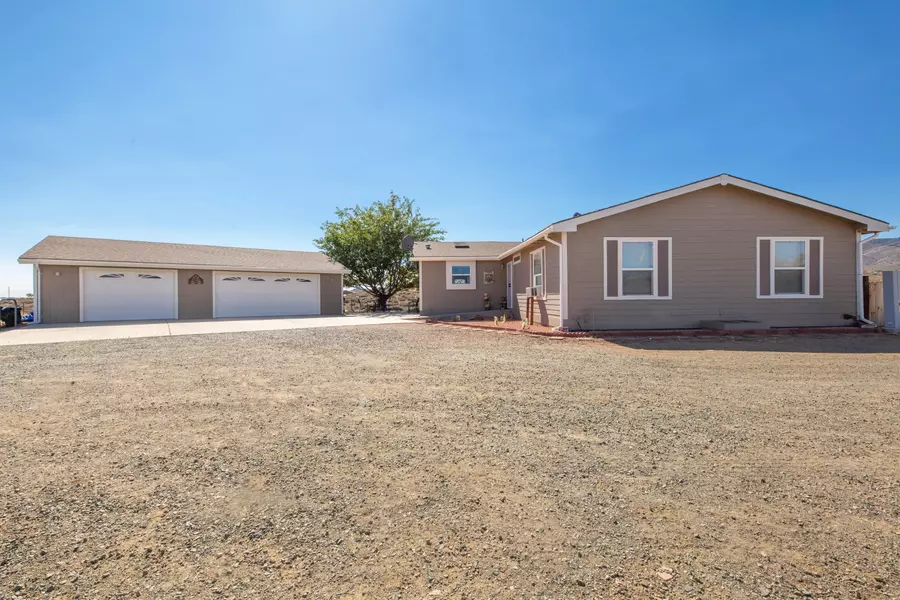 765 S Windsong WAY, Dewey-humboldt, AZ 86327