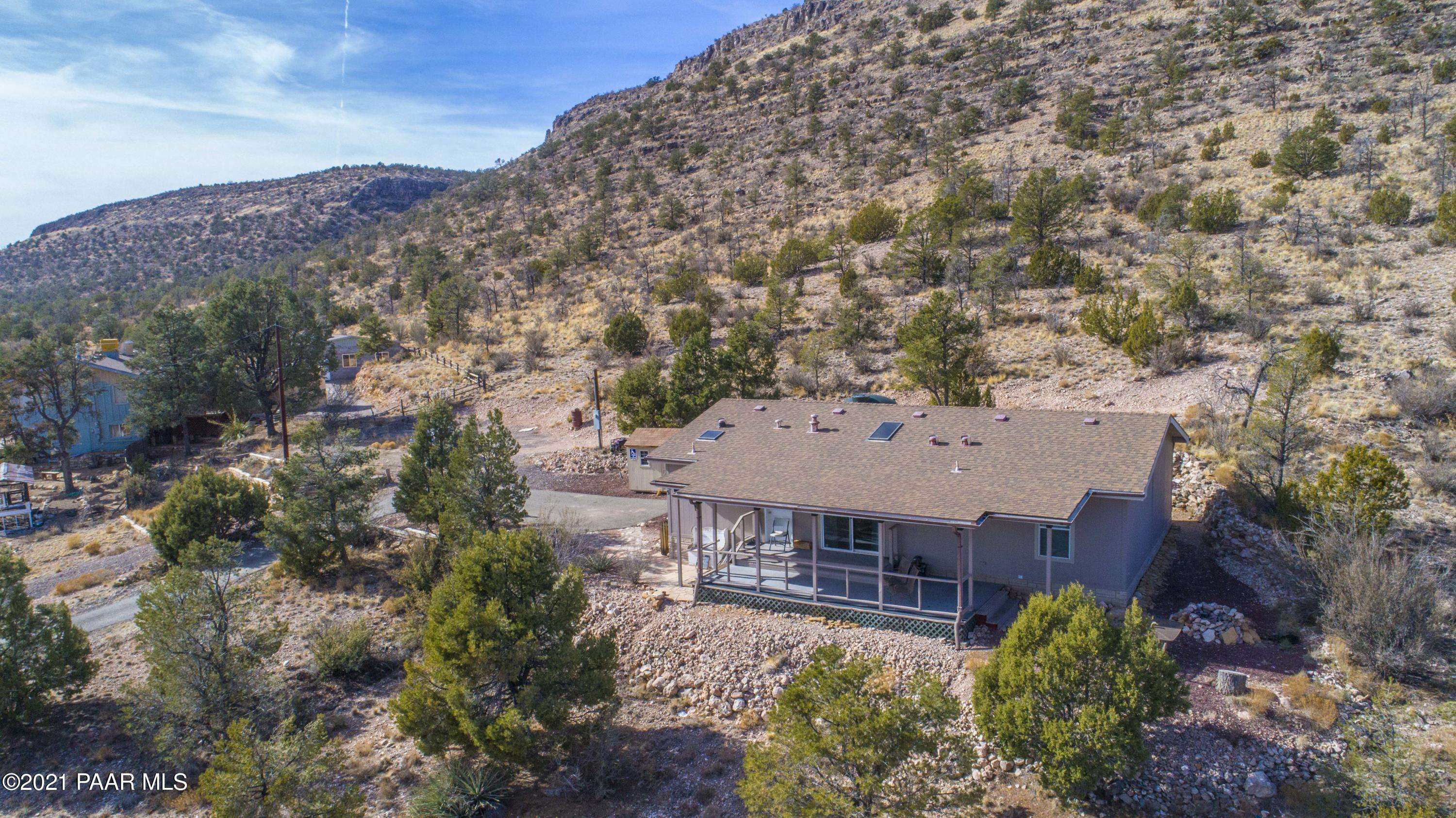 54220 Paintbrush LN, Seligman, AZ 86337