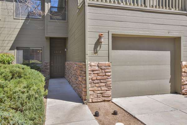 Prescott, AZ 86305,1143 Mary DR